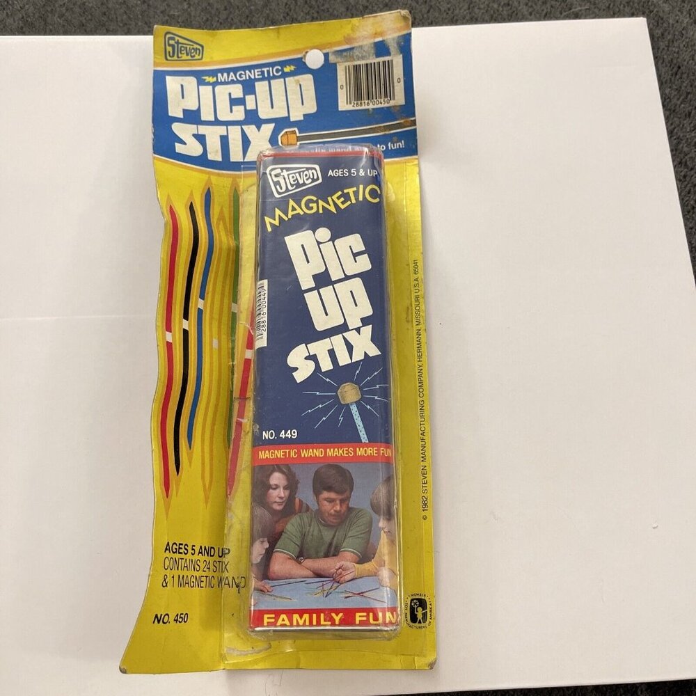 Vintage Steven Magnetic Pic-Up Stix Container J9